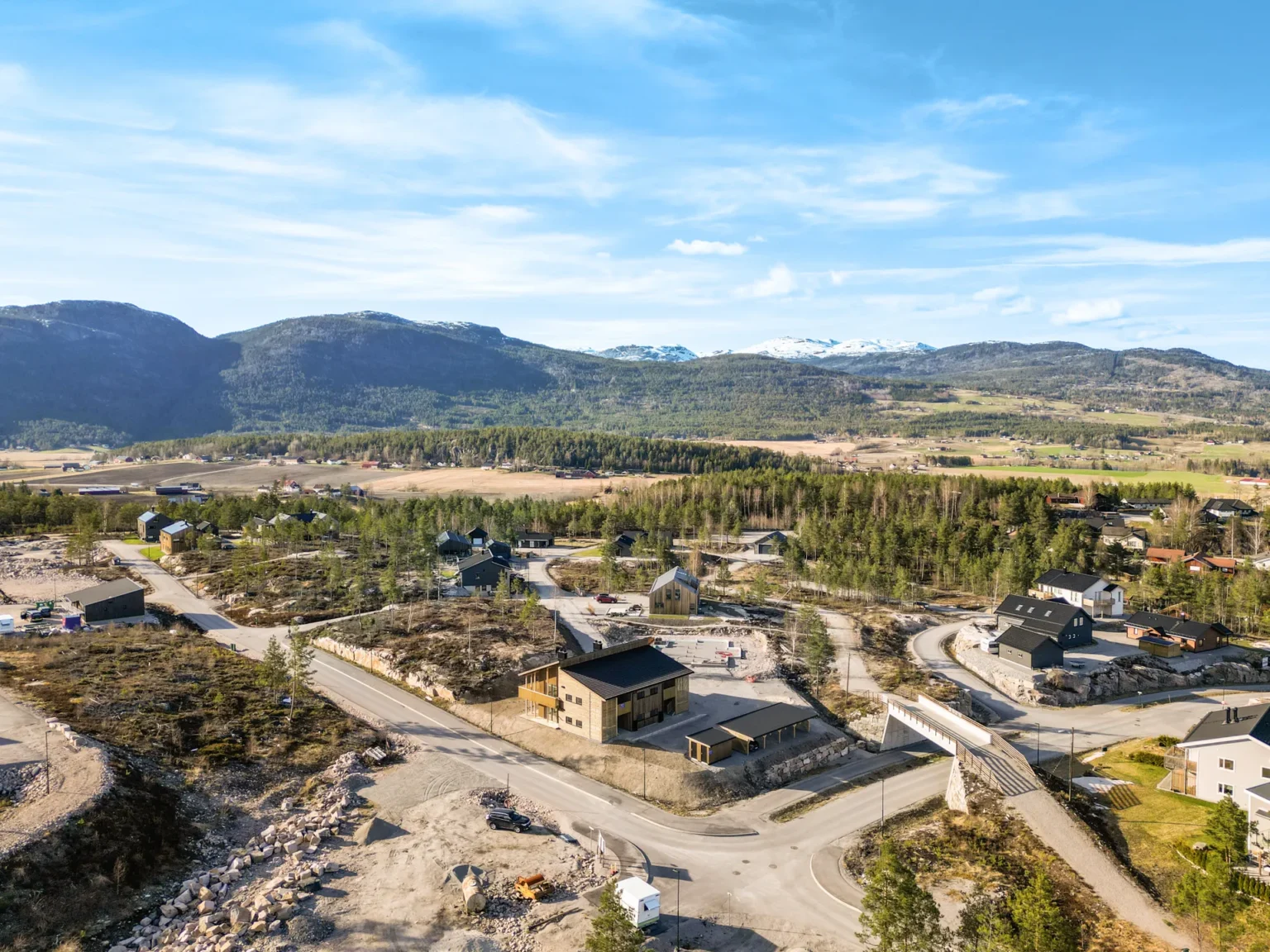 https___nextassets.eiendomsmegler1.no_image_property_MSEMTM_AFEFAE02-D6D0-4083-8B51-5EB72588A90F_777457800134341..no_image_property_MSEMTM_AFEFAE02-D6D0-4083-8B51-5EB72588A90F_777457800134341